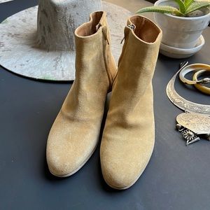 Great condition tan booties Women by Common Projects